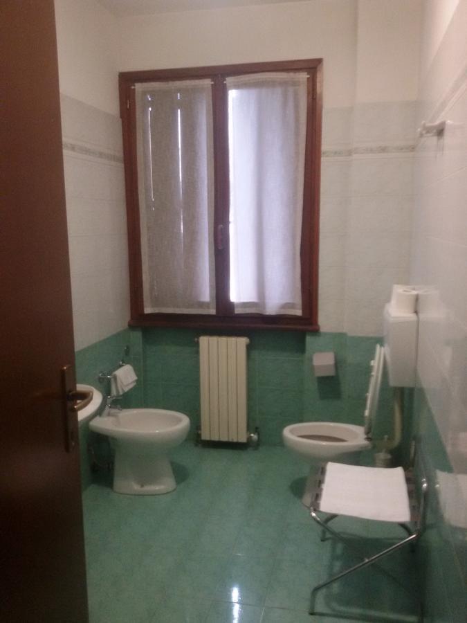Hotel Fiera Pesaro Esterno foto