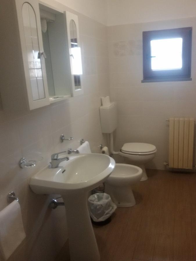 Hotel Fiera Pesaro Esterno foto